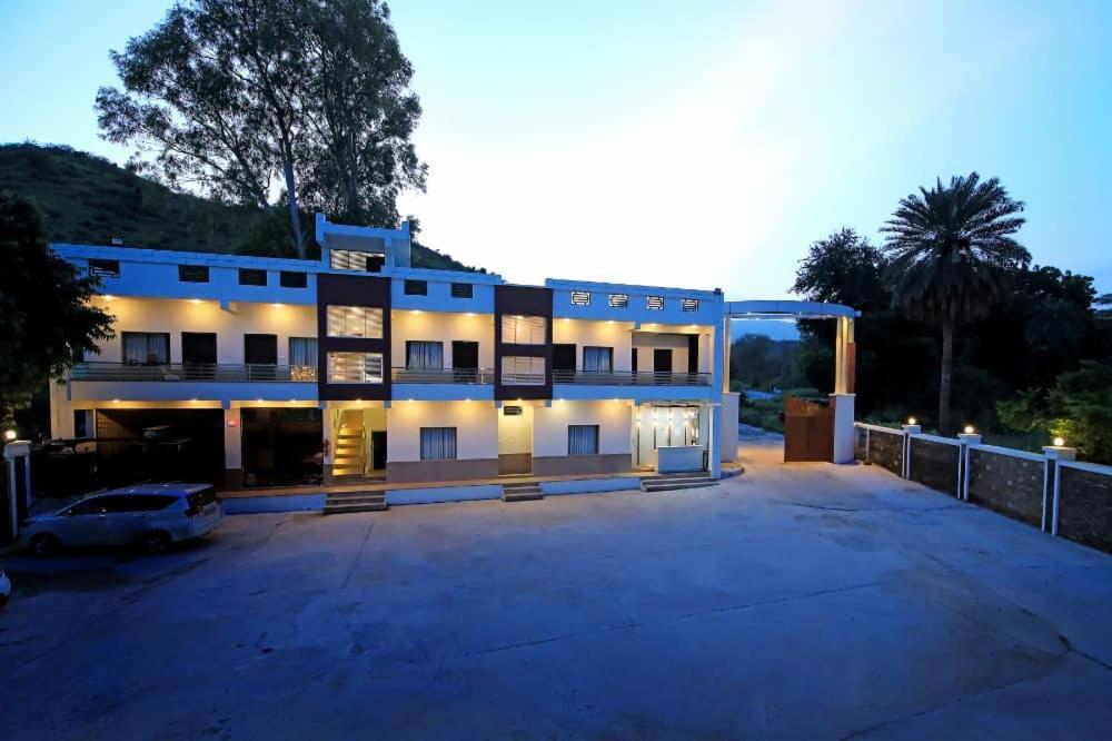 Dasmaya Resort Udaipur Exterior photo